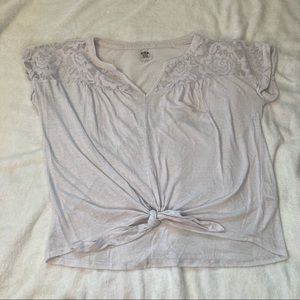 🔴5/$25 White Lace Accent White Tie Shirt, M